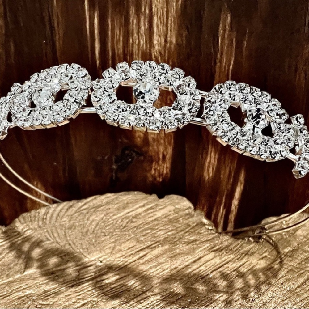 Women's Silver Rhinestone Crown Tiara for All Occasions Gift